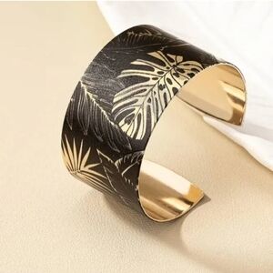BN Elegant Bohemian cuff bangle 14k Gold Plated